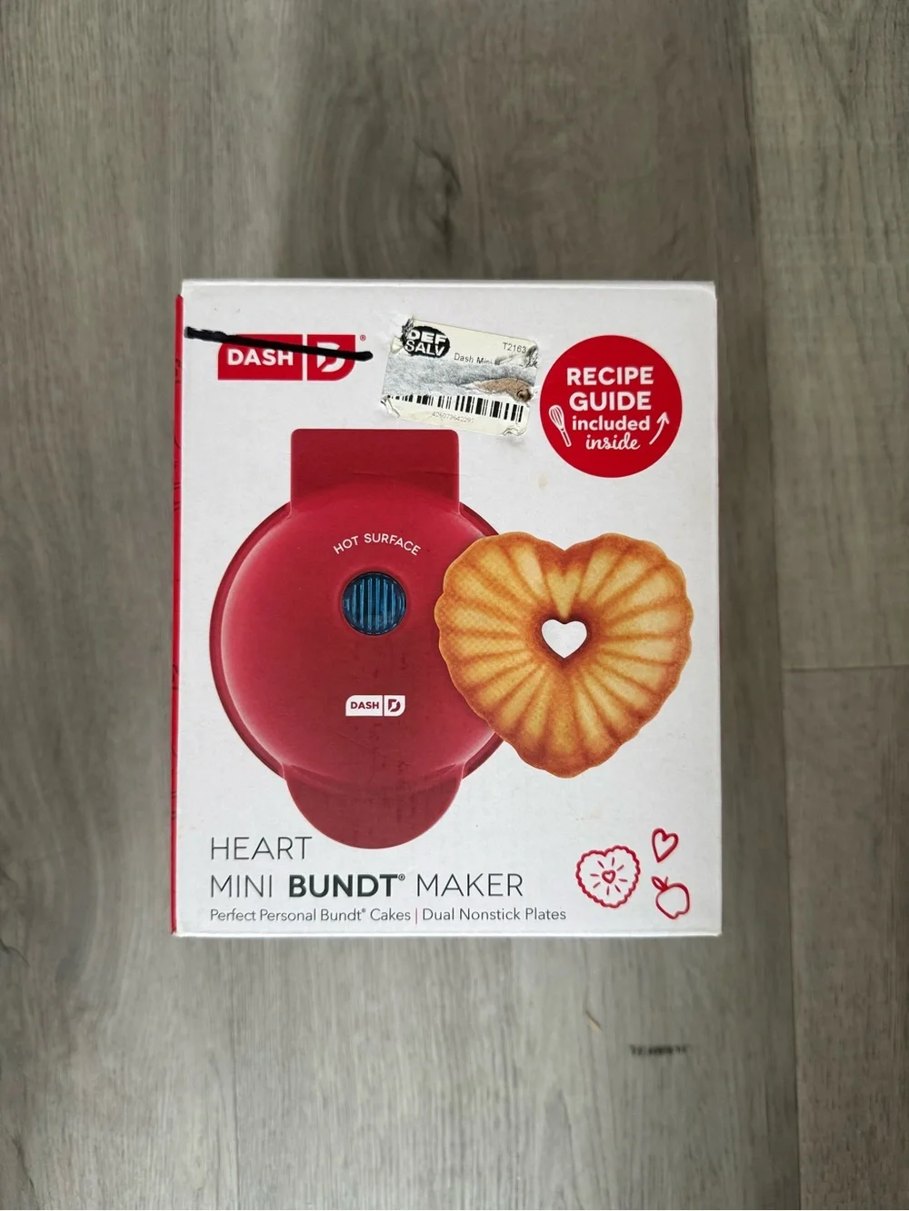 ❤️ Dash Heart Mini Bundt Maker - Nonstick Personal Cake Machine